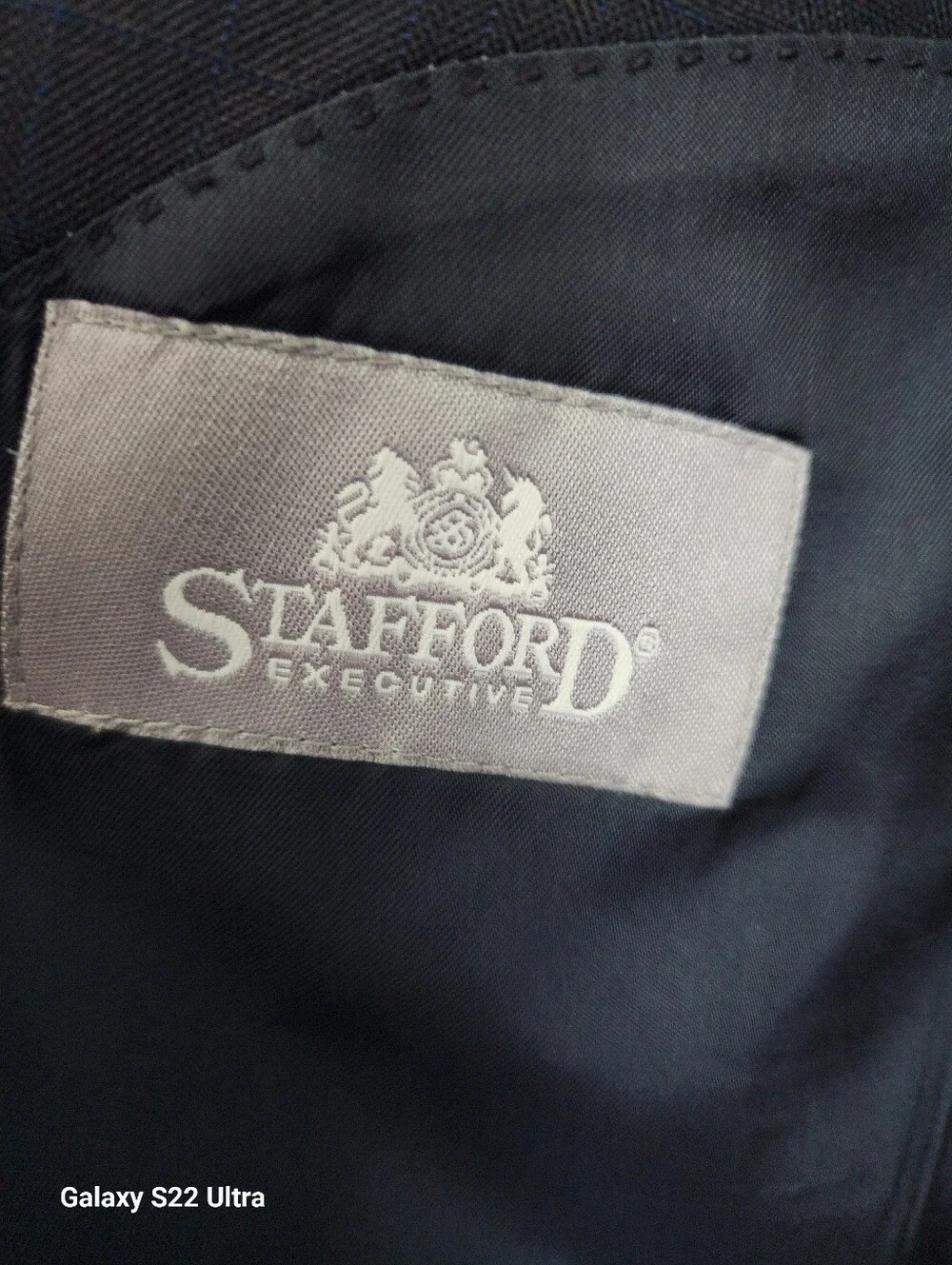 Men's Classic Navy Blazer and Trousers Suit